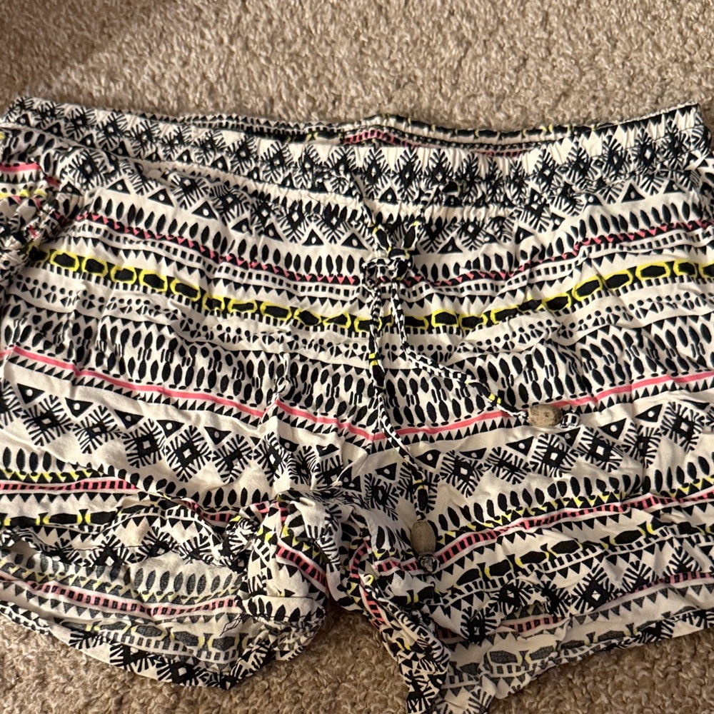 Old Navy High Waist Patterned Women's Shorts - Black, Pink, Yellow